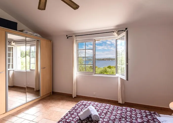 Villa Pavellone By Interhome